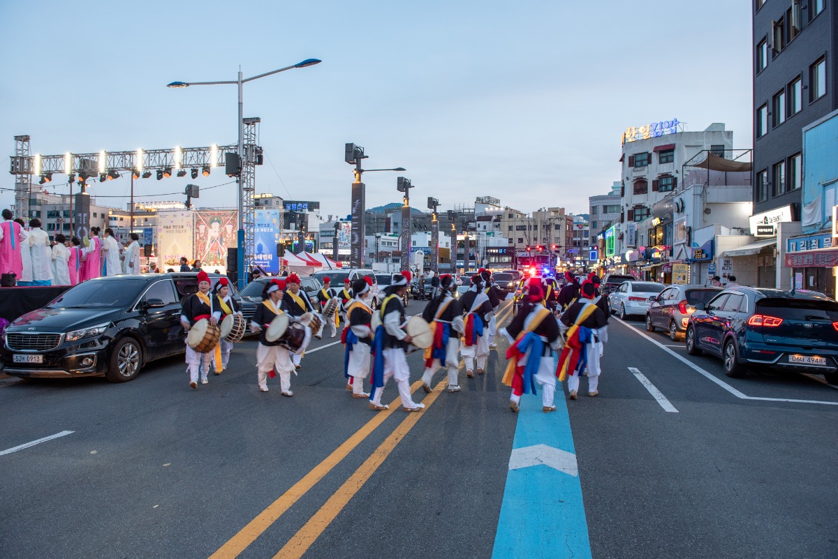 20260519제등행렬 (342 - 384).jpg
