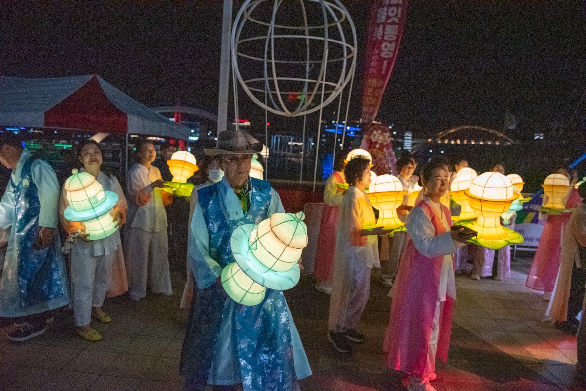 20260519제등행렬 (54 - 384).jpg